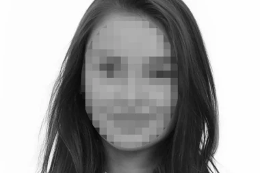 "OTIŠLA SI PRERANO, NAŠA DOBRA DUŠO, POČIVAJ U MIRU"! Umrla lepa Zana koju je automobilom udario policajac!