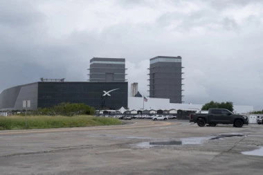 MASKOVA BAZA POSTAJE GRAD: Obližnji stanovnici oštro reagovali (VIDEO)