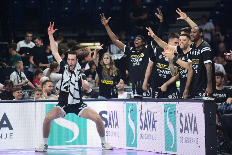 Košarkaši Partizana