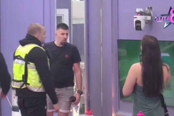 STEFAN STIGAO U STUDIO PINKA NAKON NAPUŠTANJA ELITE, otkrio RAZLOG zbog kog je pobegao od Ane - ŠOKIRAN JE NAPUSTIO BEZ POZDRAVA!