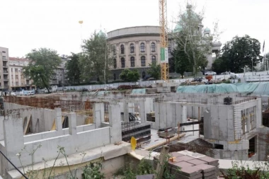 RADOVI U VLAJKOVIĆEVOJ ULICI GOTOVI DO KRAJA JULA! Čak 284 parking-mesta na tri nivoa! (GALERIJA)