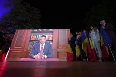 RUMUNSKI TRAMP PRED VRATIMA EVROPE: Simion traži reviziju granica, dve zemlje u najvećoj opasnosti (VIDEO)