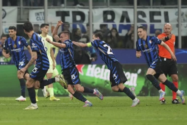 INTER JE U FINALU LIGE ŠAMPIONA: Italijani su slomili Barselonu posle ludnice u 120 minuta