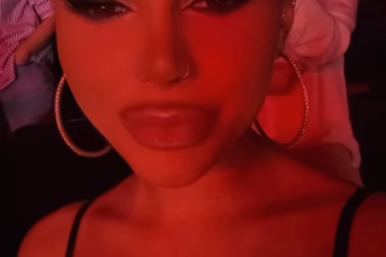 Anita uživa na Marijinom koncertu