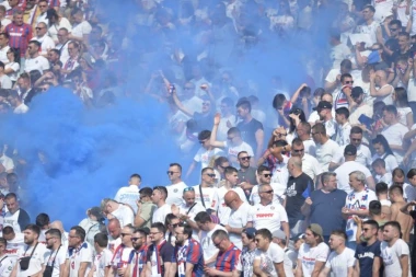 NACIZAM ŽIVI U SPLITU: Hrvati isprozivali Srbe - evo šta su pevali!