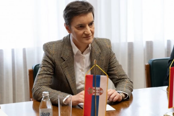 BRNABIĆEVA NIKAD JAČE UDARILA NA BLOKADERE: Napali čoveka jer im je smetao – to je haos koji neće proći!