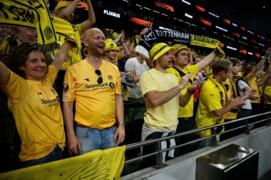 NIJE IMAO KARTU ZA 1/2 FINALE LIGE EVROPE, PA PRODAO 5 KILA RIBE: Drugar video šta on radi, pa probao sa mesom irvasa!