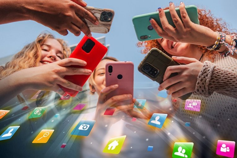 Deca ne ispuštaju telefon iz ruku