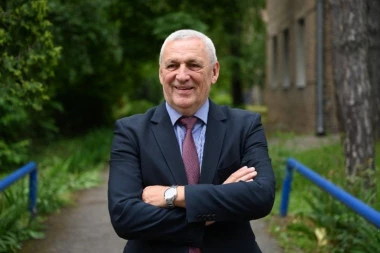 Ministar akademik Bela Balint izabran za člana Mađarske akademije nauka