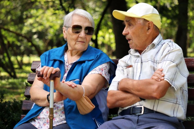 EVO KAKO ĆE IZGLEDATI POVEĆANJE PENZIJA OD 12 ODSTO U BROJKAMA! Ovo su odlične vesti za naše najstarije sugrađane