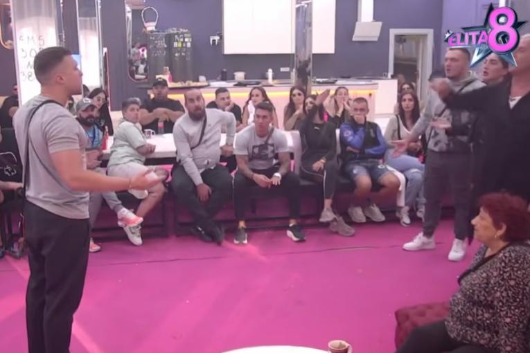 Ena Čolić, Anđela Đuričić i Nenad Marinković Gastoz