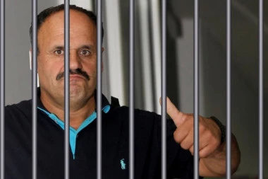 PONOVO UHAPŠEN ZMAJ OD ŠIPOVA!