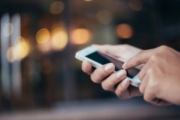 KRUŽI OPASNA SMS PREVARA! Hitno se oglasio MUP! Ako dobijete ovakvu poruku, NEMOJTE DA JE OTVARATE!