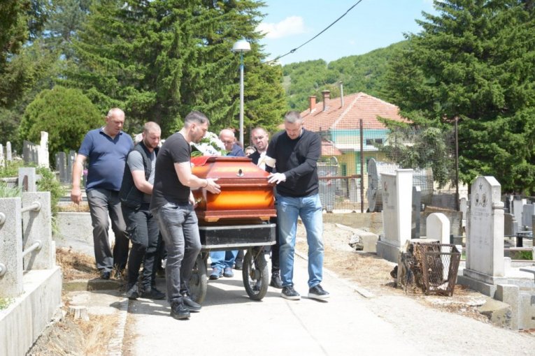 Sahrana Dragana Labovića