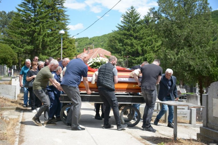 Sahrana Dragana Labovića