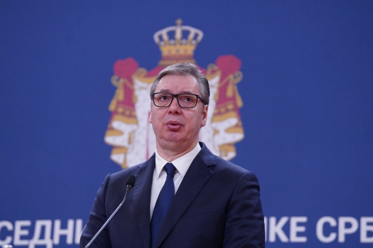 NOVE MERE I VAŽNE ODLUKE! Predsednik Srbije se večeras obraća građanima - važne teme na stolu!