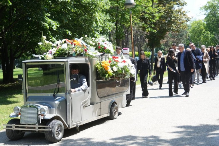 Sahrana Erola Kadića