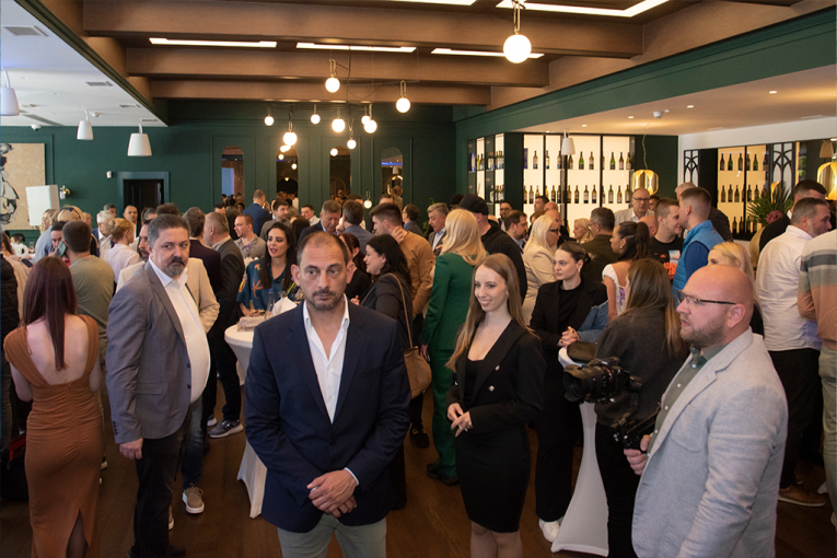 Saša Milovanović, generalni direktor Medijske mreže, Milan Lađević, izvršni direktor Medijske mreže