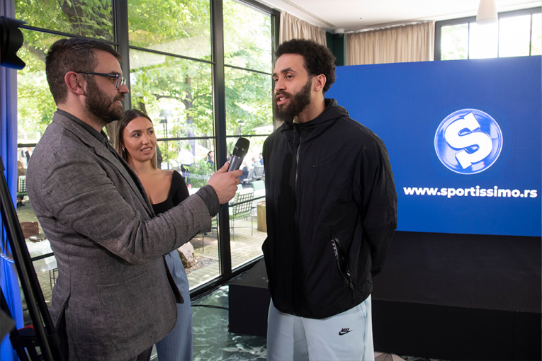 Urednik Sportissima Aleksa Radosavljević, Duejn Vošington, KK Partizan