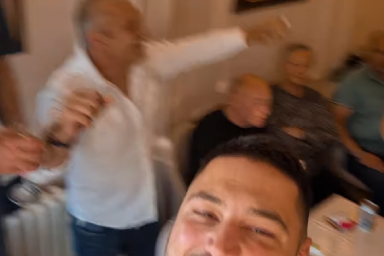 Ljuba na rođendanu kod Dragice Zlatić