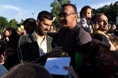 STAJLING SRĐANA ĐOKOVIĆA ODUŠEVIO SVE! Jedan zabrinjavajući detalj su svi uočili (FOTO/VIDEO)