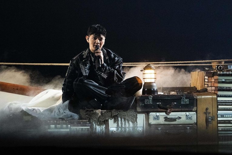 Evrovizija 2025 Austrija JJ Wasted Love