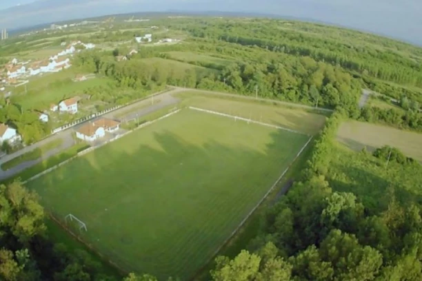 KOMŠIJSKI DERBI SA VELIKIM ULOGOM: Domaćin igra za prestiž, dok gosti dolaze sa imperativom pobede!