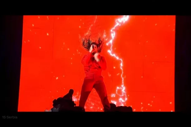 MOĆNA SIMBOLIKA UTKANA U STIHOVE! Nećete verovati šta Princ od Vranje poručuje kroz pesmu 'Mila' večeras!