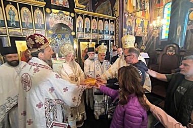 VLADIČANSKO SLAVLJE U BEOGRADU: Mitropolit mileševski Atanasije svoj imendan pretvorio u praznik neba i zemlje