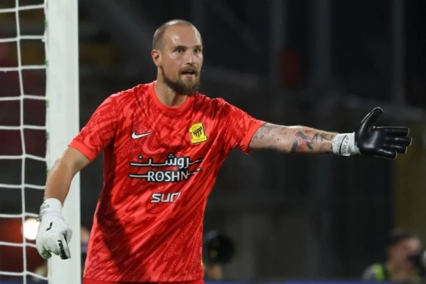 OGLASIO SE PREDRAG RAJKOVIĆ NAKON OPERACIJE: Srbija bez njega napada Albaniju, a evo u kakvom je stanju!