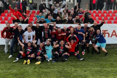 POBEDA U DERBIJU ZA PRVO MESTO NA TABELI: Meč koji je zasluženo privukao ogromnu pažnju navijača! (VIDEO)