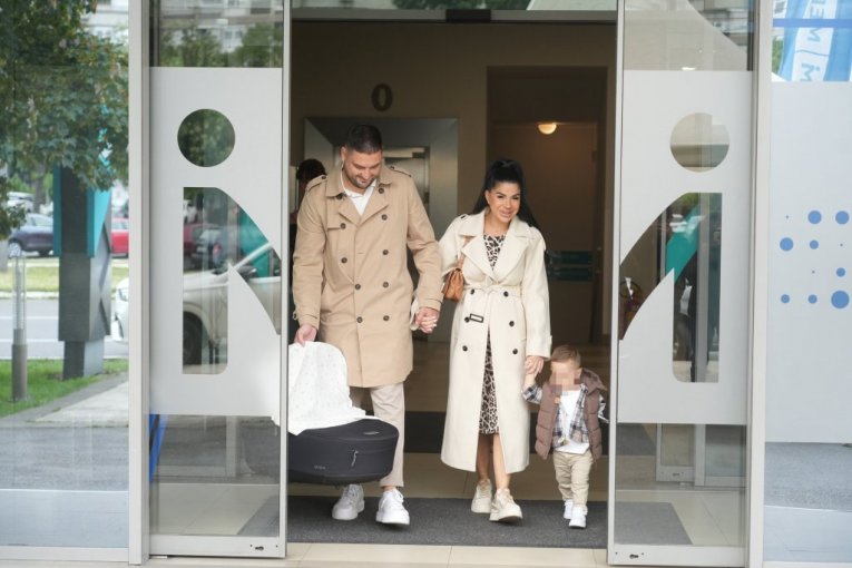 Katarina Kolozeus i Ljuba Perućica 