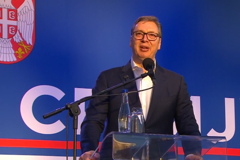 "POKUŠALI SU DA UKINU DEMOKRATIJU I UVEDU TEROR"! Vučić o divljanju opozicije u Nišu!
