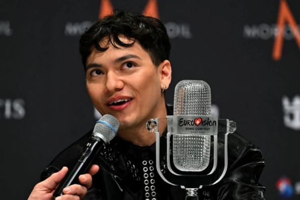 ZBOG OVE SPRKINJE JE ODNEO POBEDU NA EVROVIZIJI: Austrijski predstavnik otkrio ko je tvorac pobedničke pesme!