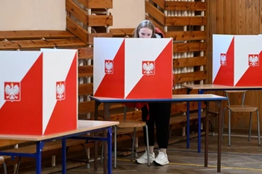 I POLJACI BIRAJU ŠEFA DRŽAVE: Ko će naslediti Andžeja Dudu na mestu predsednika?
