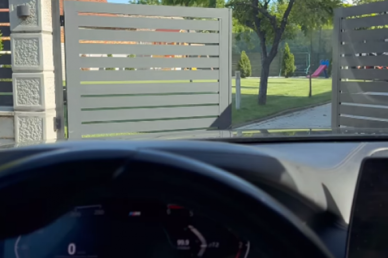 Tijana Ajfon pokazala kuću