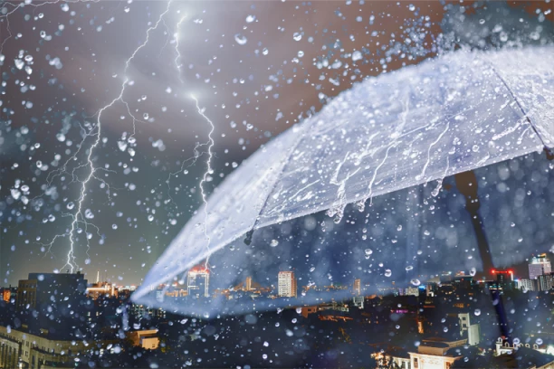 STRAVIČNO NEVREME, IMA MRTVIH! Padavine pokrenule klizišta, na stotine ljudi EVAKUISANO!