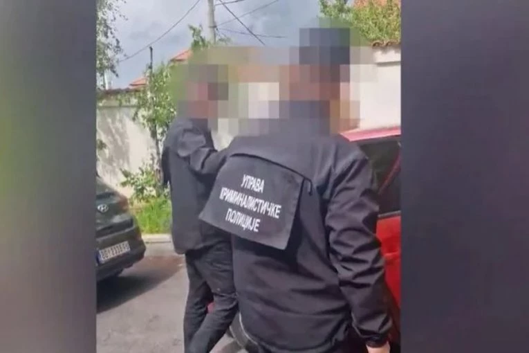 PALO JOŠ OSMORO ZBOG KORUPCIJE! Uhapšeni vlasnici više konsultantskih agencija! NOVA VELIKA AKCIJA POLICIJE!