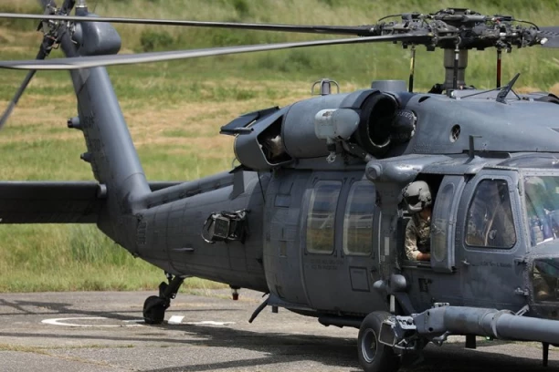 STRAHOTA U ALBANIJI! Poznati sveštenik pao sa krova crkve! U TEŠKOM STANJU, HELIKOPTEROM PREBAČEN ZA TIRANU!