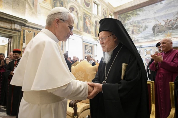 PREGOVORI O UNIJI PRAVOSLAVLJA I KATOLIČANSTVA SE NASTAVLJAJU: O čemu su razgovarali patrijarh Vartolomej i novi papa Lav XIV u svom prvom susretu