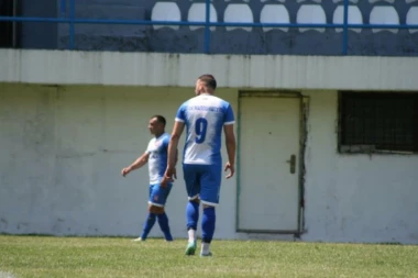 DA LI JE OVO REKORD U NAŠEM FUDBALU?! Sedam golova jednog igrača, 15 lopti u protivničkoj mreži ukupno!