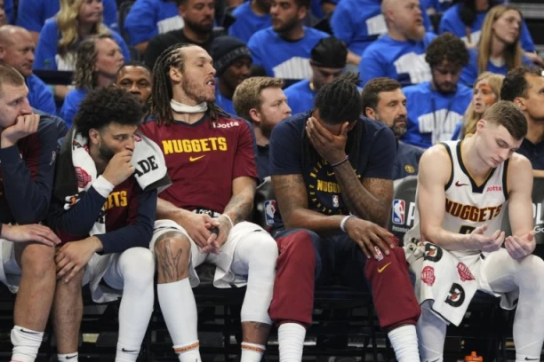 PARE PADAJU SA NEBA! Dobija NESTVARNU PLATU u Denveru!