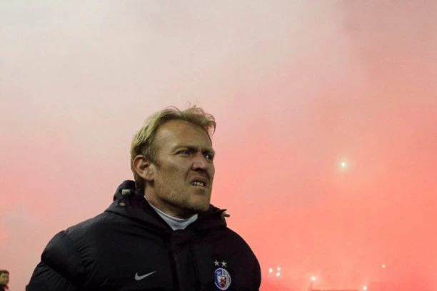 NASTAVAK SPORTISSIMO SERIJALA - 11 VELIČANSTVENIH! Robert Prosinečki - Veliki Žuti!