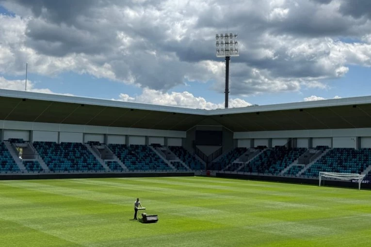 SPORTISSIMO ZAVIRIO NA STADION U ZAJEČARU: Pogledajte u kakvom stanju je pred finale Kupa Srbije! (FOTO, VIDEO)