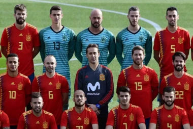 LEGENDARNI ŠPANAC ZAVRŠAVA KARIJERU: Preko 1000 utakmica je iza njega!