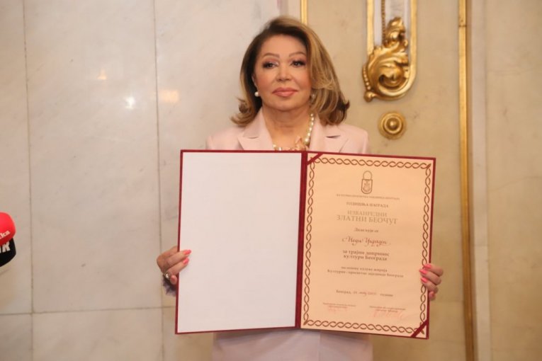 Neda Ukraden u Narodnom pozorištu