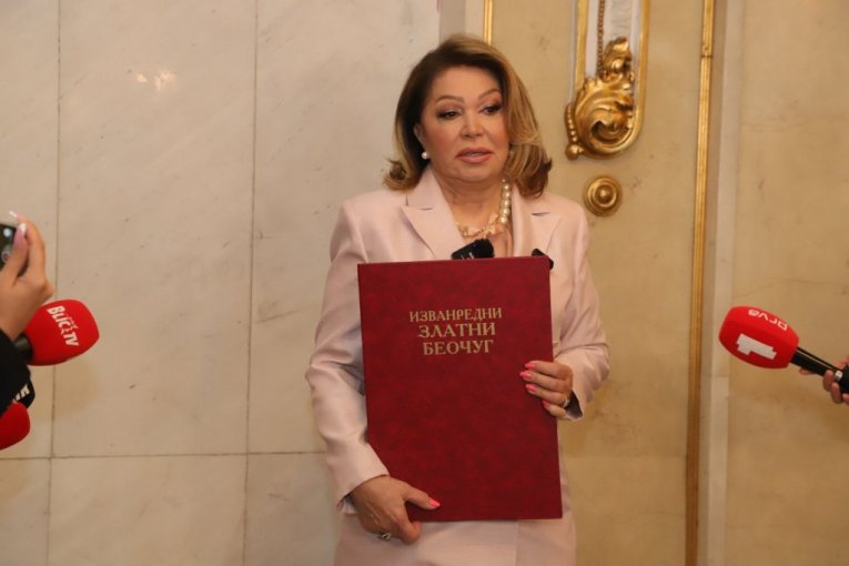 Neda Ukraden u Narodnom pozorištu