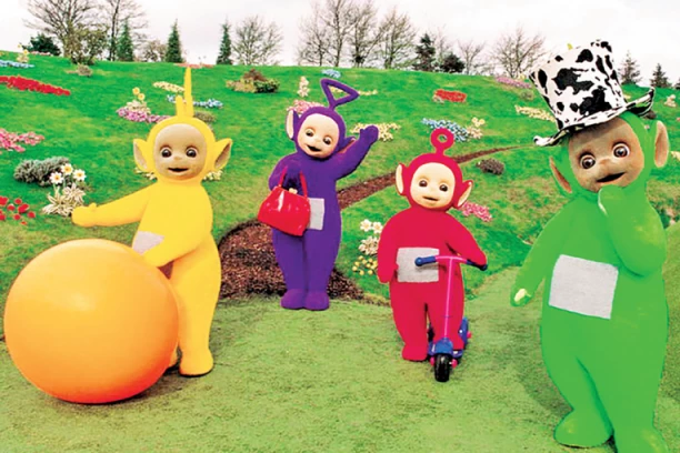 STUDENTI-BLOKADERI VIŠE NE ZNAJU GDE UDARAJU! Okupili teletabise da predvode Srbiju!