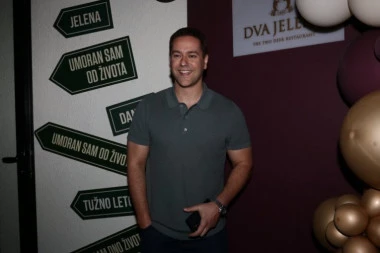 LUKA RACO OŽENIO NAJLEPŠU KOLEGINICU! Mlada glumica blista u njegovom zagrljaju - NJIHOVA LJUBAVNA PRIČA ĆE VAS OSTAVITI BEZ DAHA!