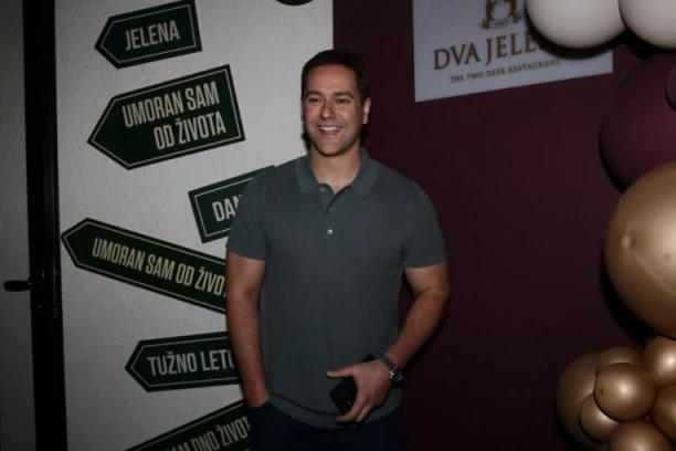 LUKA RACO OŽENIO NAJLEPŠU KOLEGINICU! Mlada glumica blista u njegovom zagrljaju - NJIHOVA LJUBAVNA PRIČA ĆE VAS OSTAVITI BEZ DAHA!